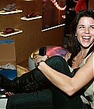 nevecampbellweb003.jpg